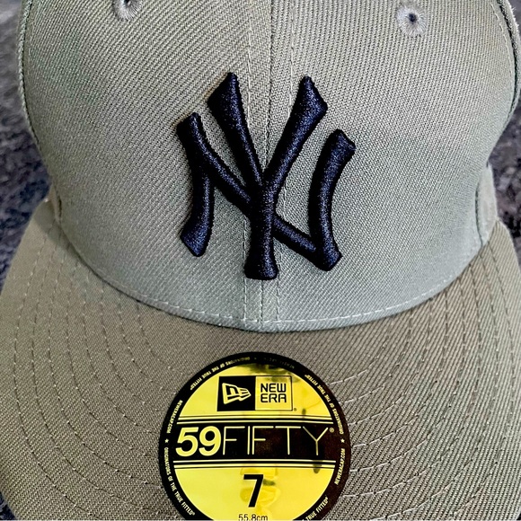 59FIFTY New Era-New York Hat Size 7 - Picture 8 of 10